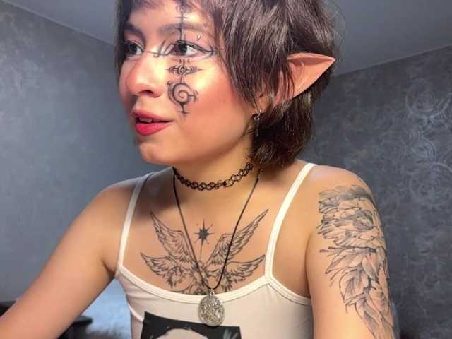 ShuPiela live cam on BongaCams