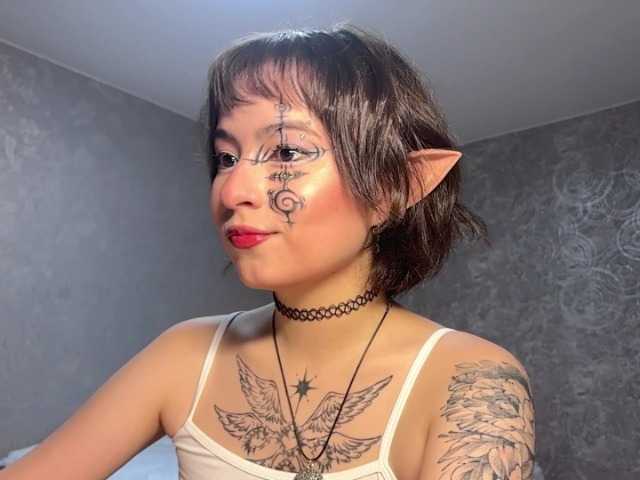 ShuPiela live cam on BongaCams
