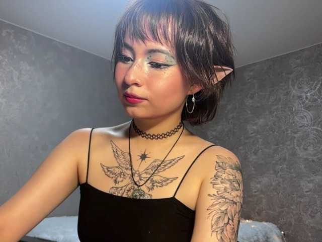 ShuPiela live webcam show