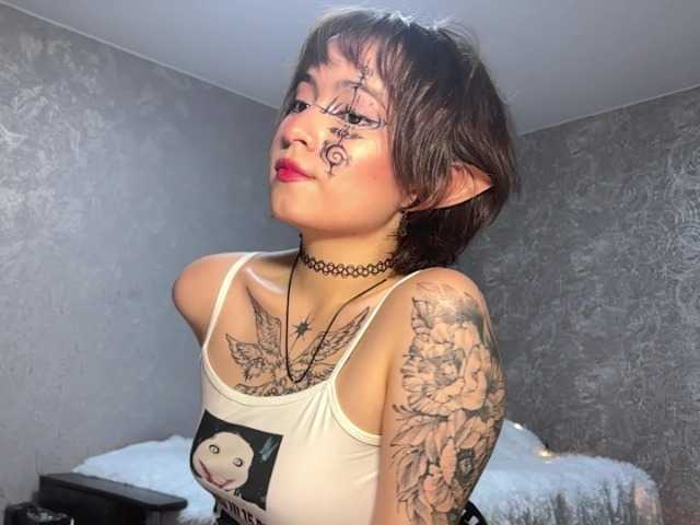ShuPiela live cam on BongaCams