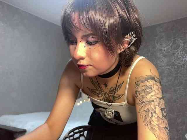 ShuPiela Live Webcam on BongaCams