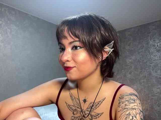 ShuPiela Live Webcam on BongaCams