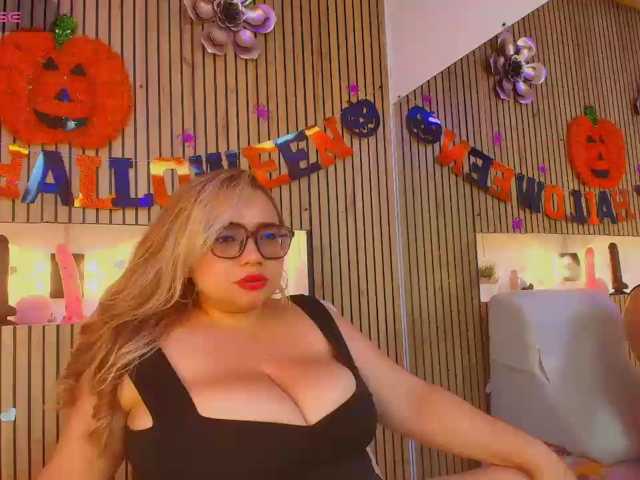 Amber-miller1 live cam on BongaCams