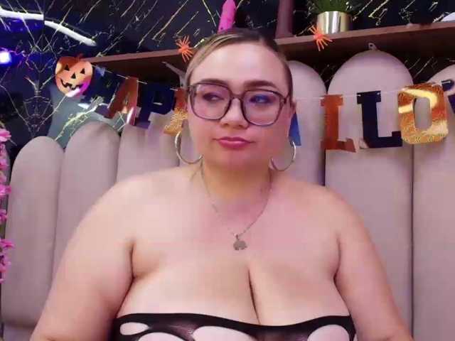 Amber-miller1 live cam on BongaCams