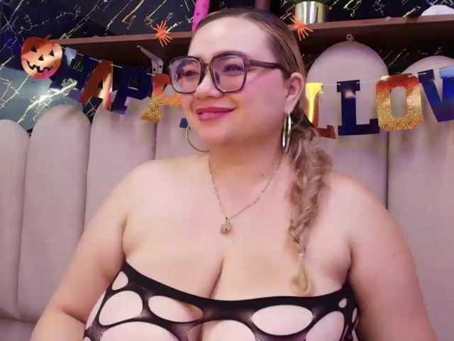 Amber-miller1 live cam on BongaCams
