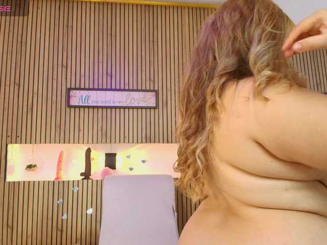Amber-miller1 live cam on BongaCams