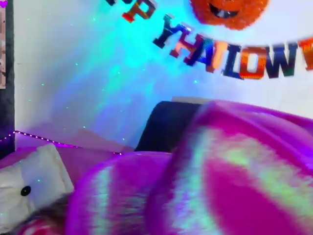 Amber-miller1 live cam on BongaCams