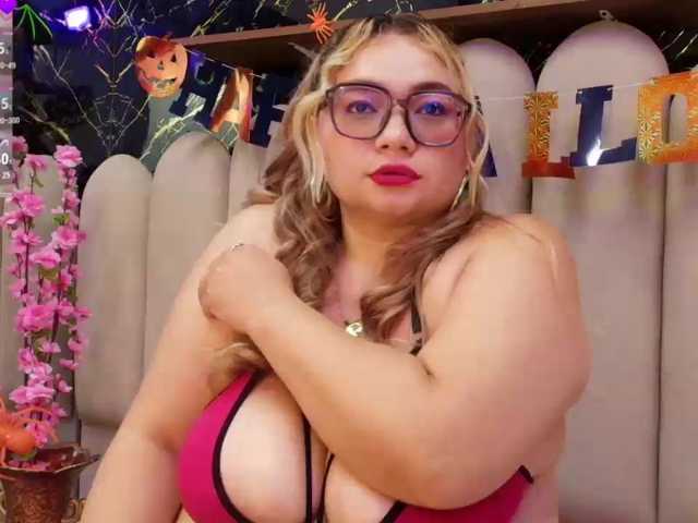 Amber-miller1 live cam on BongaCams