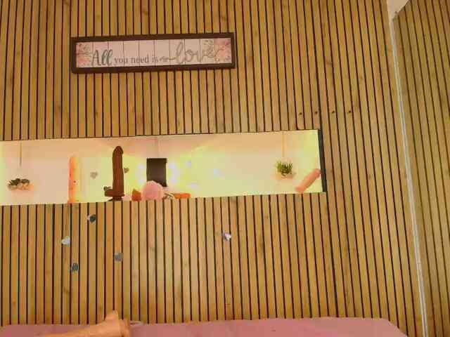 Amber-miller1 webcam