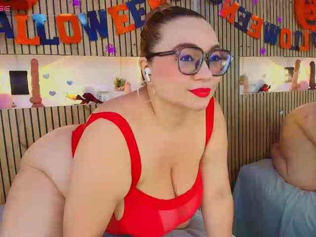 Amber-miller1's webcam live show