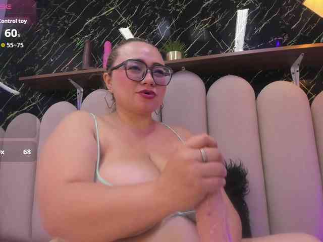 Amber-miller1 webcam
