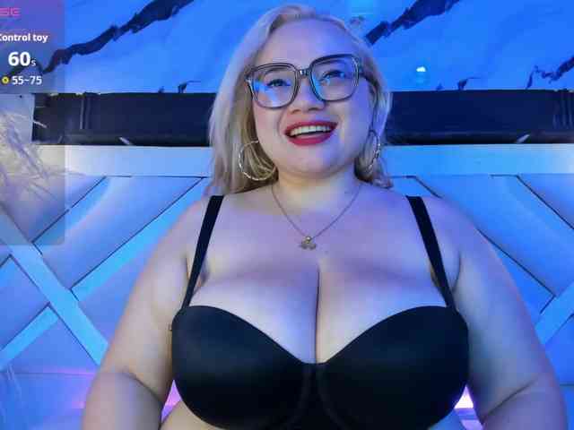 Amber-miller1 webcam