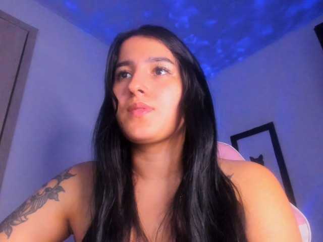 VelvetParis live cam on BongaCams