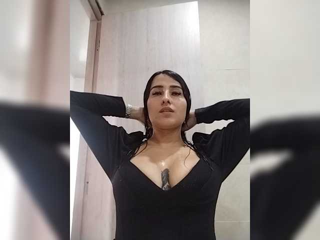 VelvetParis live cam on BongaCams