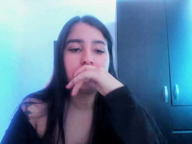 VelvetParis live cam on BongaCams