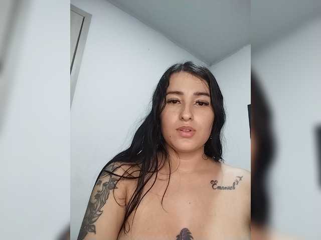 VelvetParis live cam on BongaCams