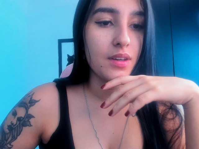 VelvetParis live webcam show