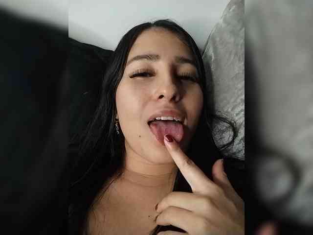 VelvetParis webcam