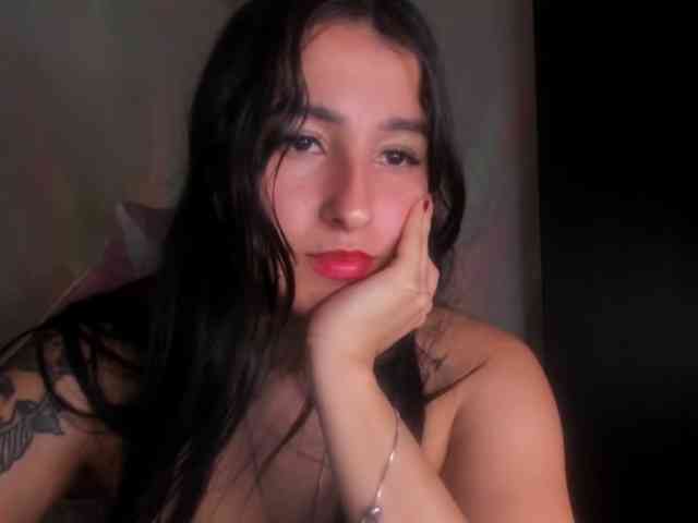 VelvetParis webcam