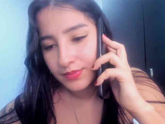 VelvetParis webcam