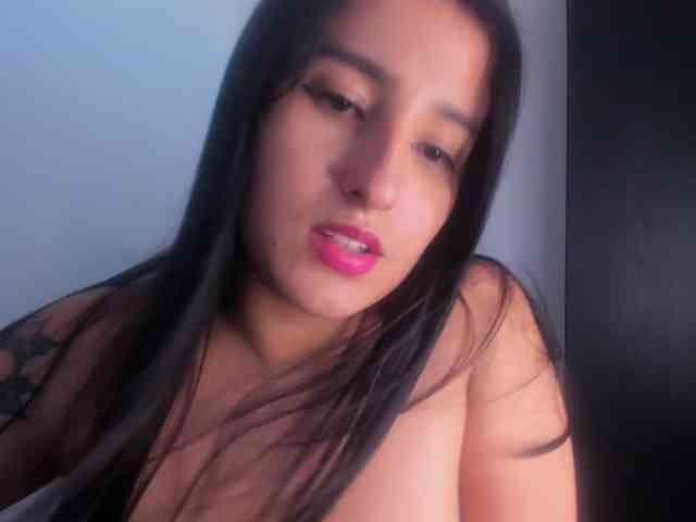 VelvetParis webcam