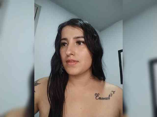 VelvetParis webcam