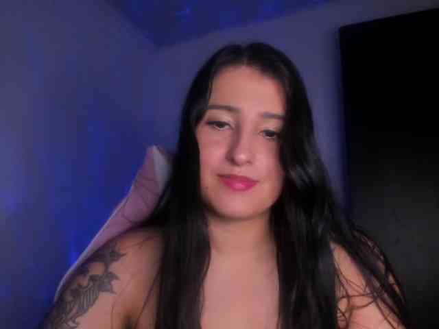 VelvetParis webcam