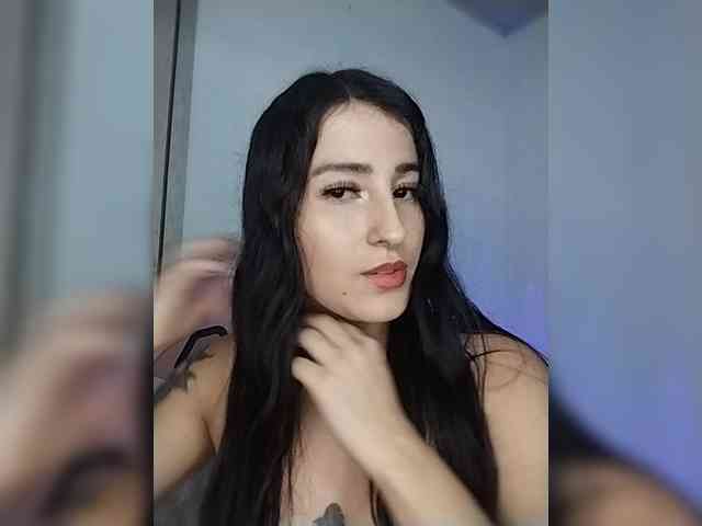 VelvetParis webcam