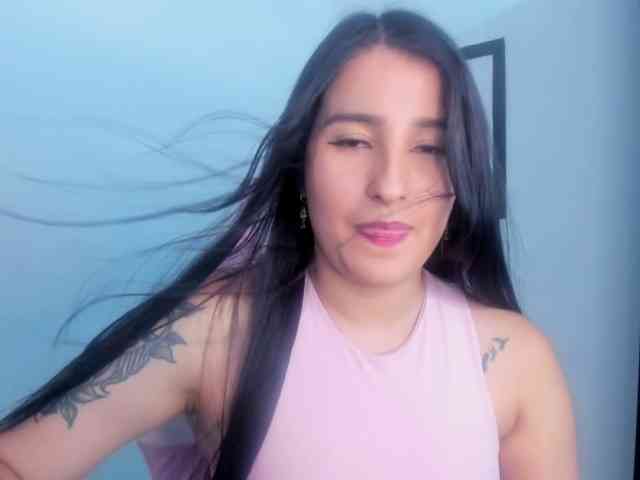 VelvetParis webcam
