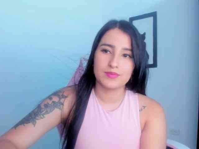 VelvetParis webcam