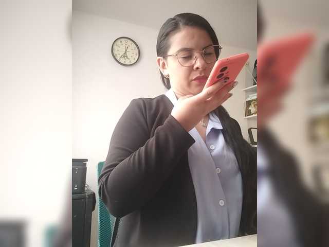 Paolitha25 webcam