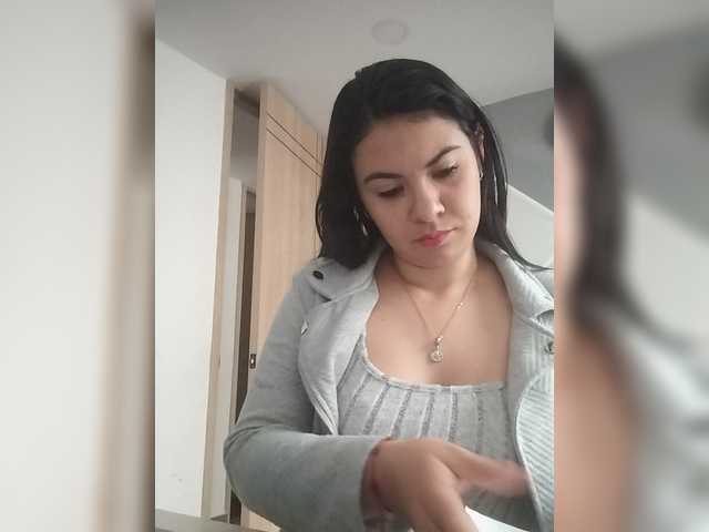 Paolitha25 live cam on BongaCams