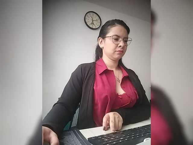 Paolitha25 live cam on BongaCams