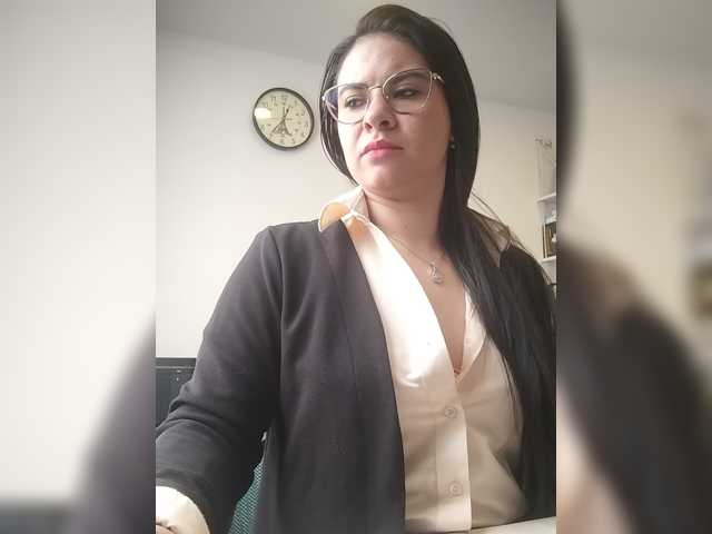 Paolitha25, live now on BongaCams