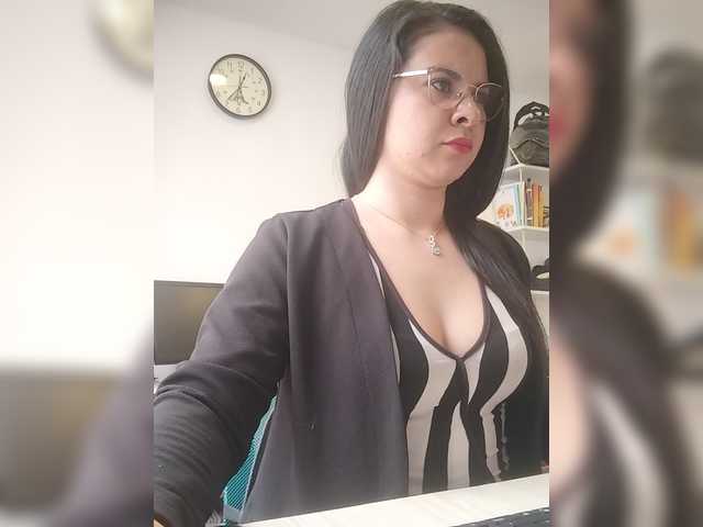 Paolitha25 live cam on BongaCams