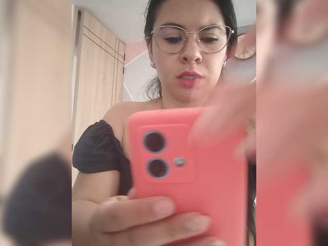 Paolitha25 live cam on BongaCams