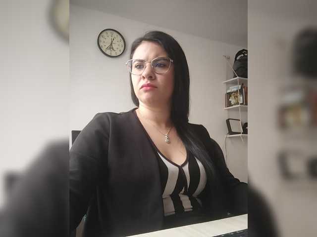 Paolitha25 live cam on BongaCams