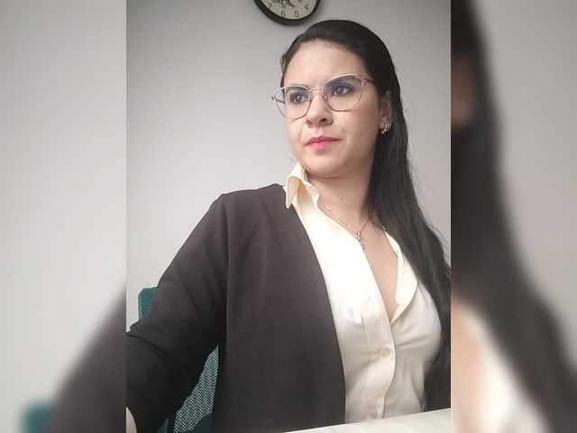 Paolitha25 live cam on BongaCams