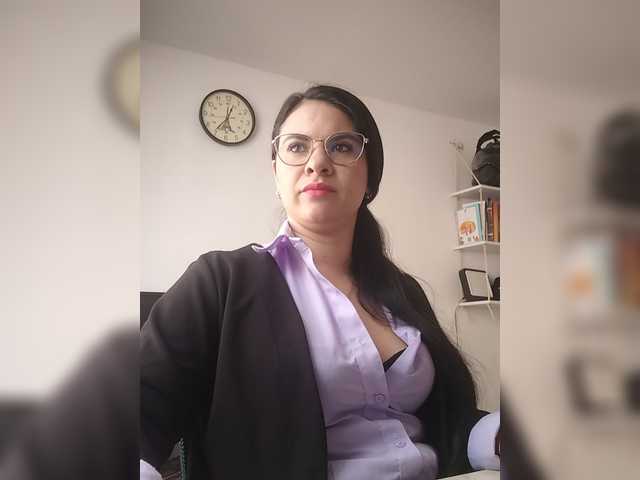 Paolitha25 live cam on BongaCams