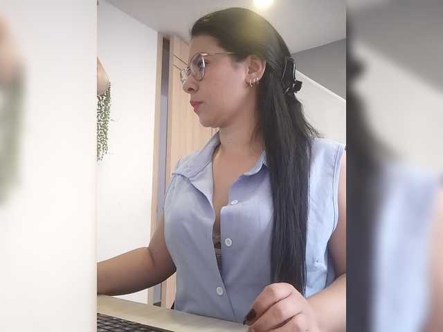 Paolitha25 live cam on BongaCams