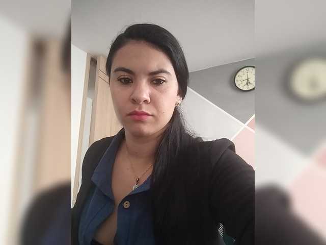 Paolitha25 live cam on BongaCams