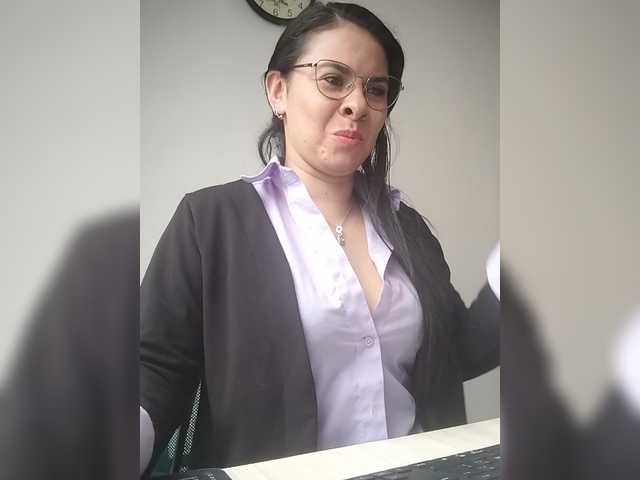 Paolitha25 live cam on BongaCams