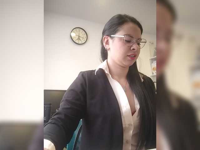 Paolitha25 live cam on BongaCams