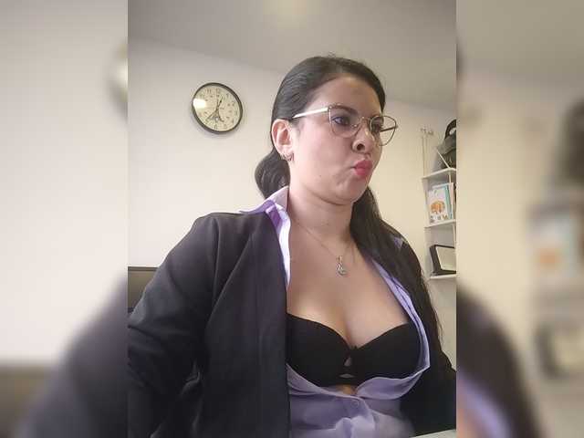 Paolitha25 live cam on BongaCams