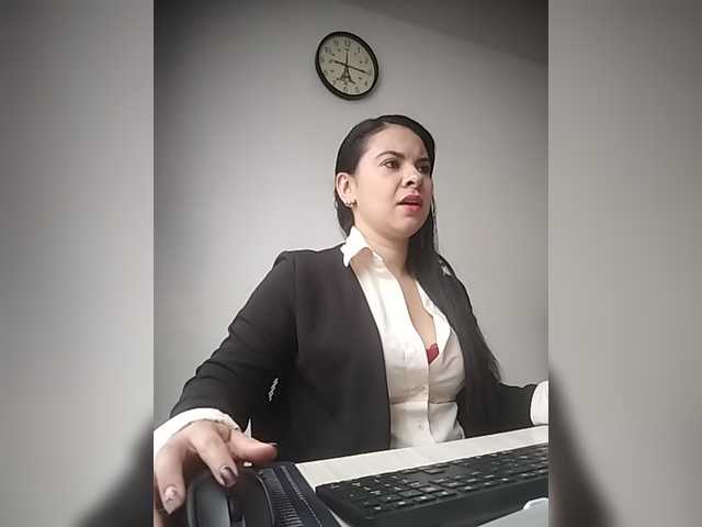 Paolitha25 live cam on BongaCams