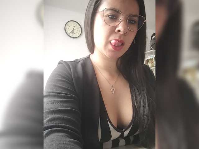 Paolitha25 live cam on BongaCams