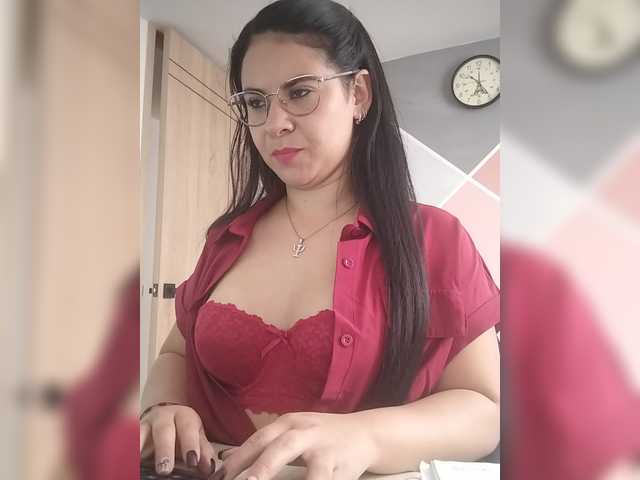 Paolitha25 live cam on BongaCams