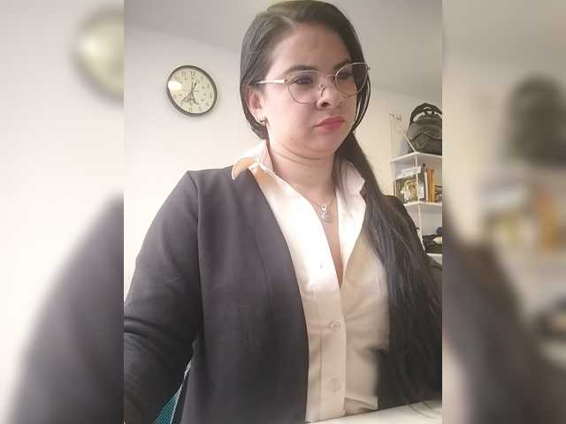 Paolitha25 live cam on BongaCams