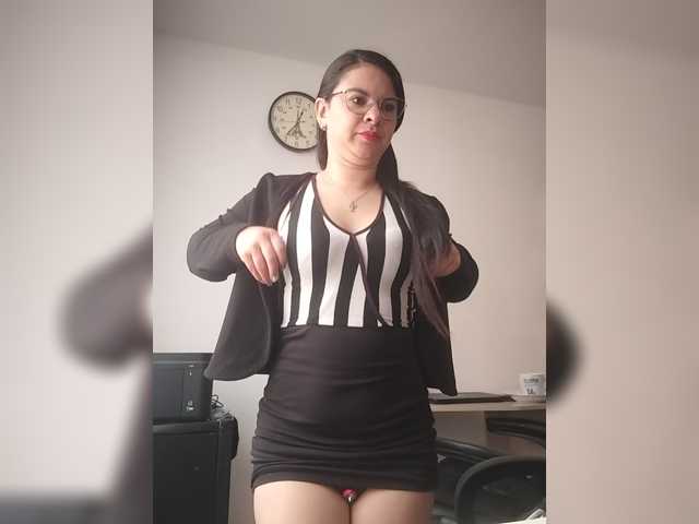 Paolitha25, live now on BongaCams