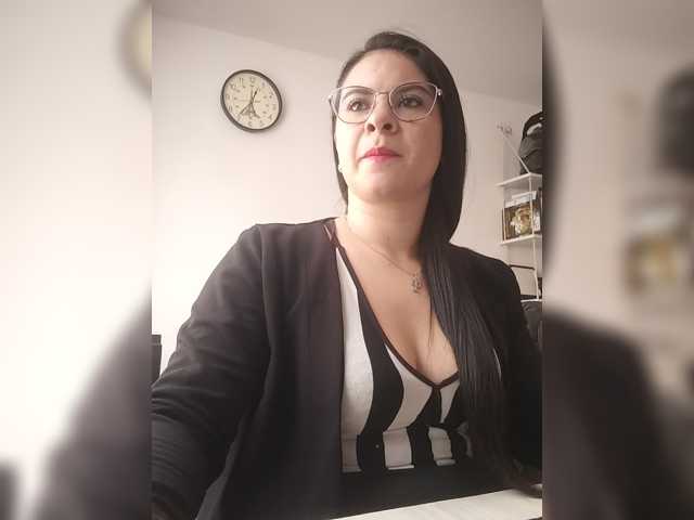 Paolitha25, en directo ahora en BongaCams